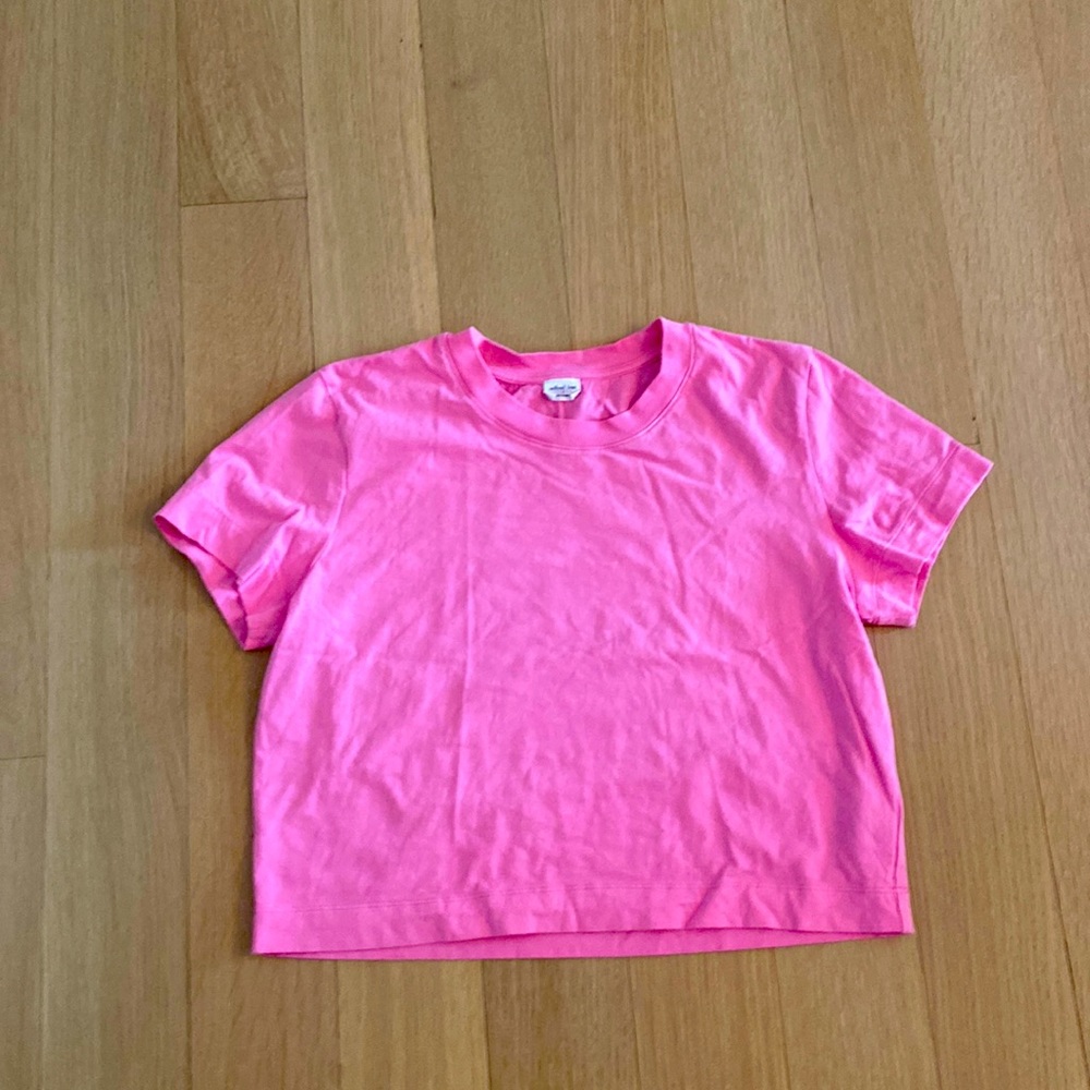 Aritzia	
Wilfred Free
WEEKEND T-SHIRT